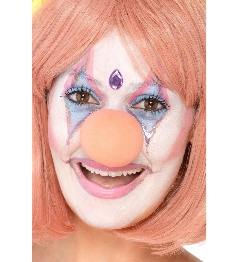Nos klauna v růžové barvě
